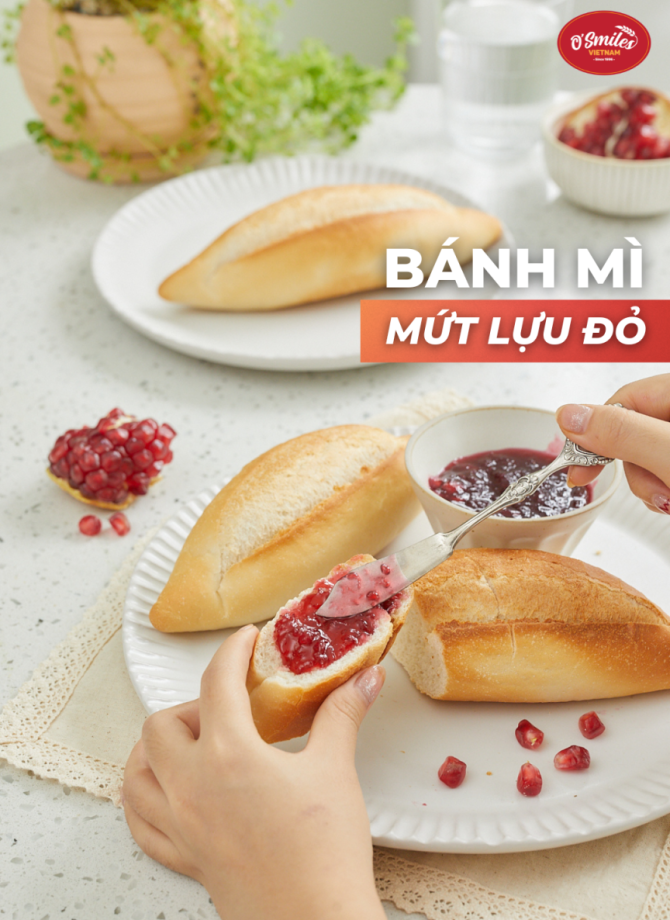 Bánh mì mứt lựu đỏ